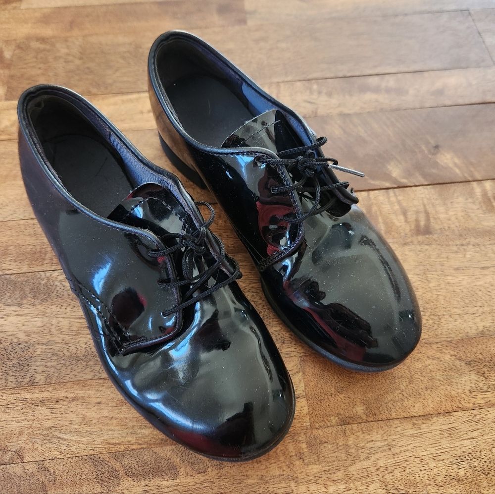 Size 6 dress shoes, black patent leather